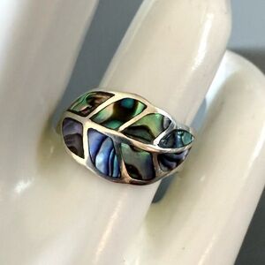 CW THA Sterling Silver Abalone/Mother of Pearl Leaf Ring Size 6.5